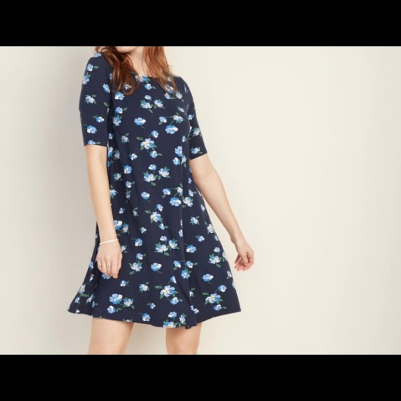 Old Navy Dresses & Skirts - Women’s Old Navy Jersey Swing Dress